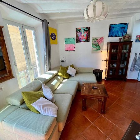 Spanish Town House Алора Екстериор снимка