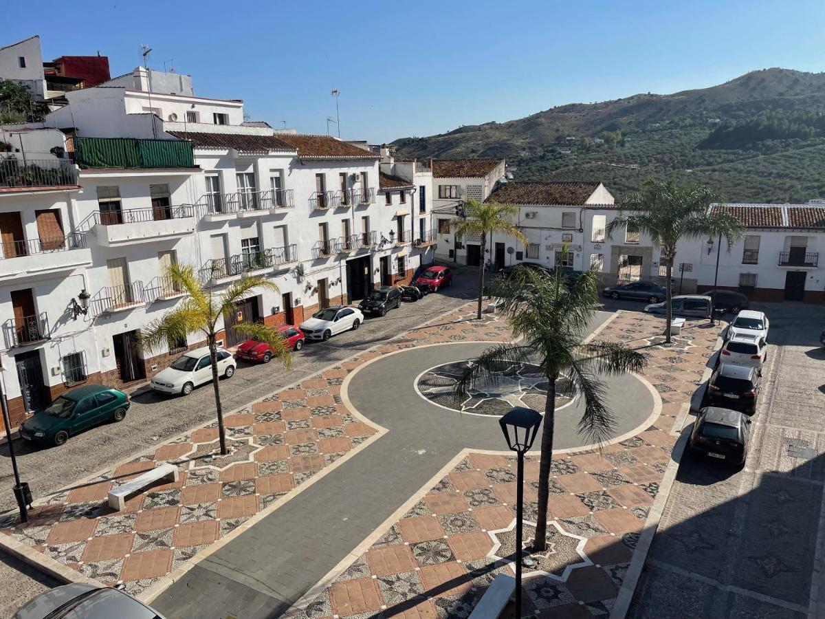 Spanish Town House Алора Екстериор снимка